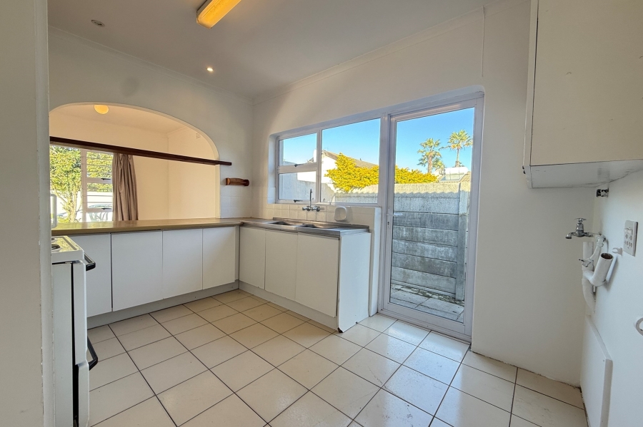 To Let 3 Bedroom Property for Rent in Flamingo Vlei Western Cape
